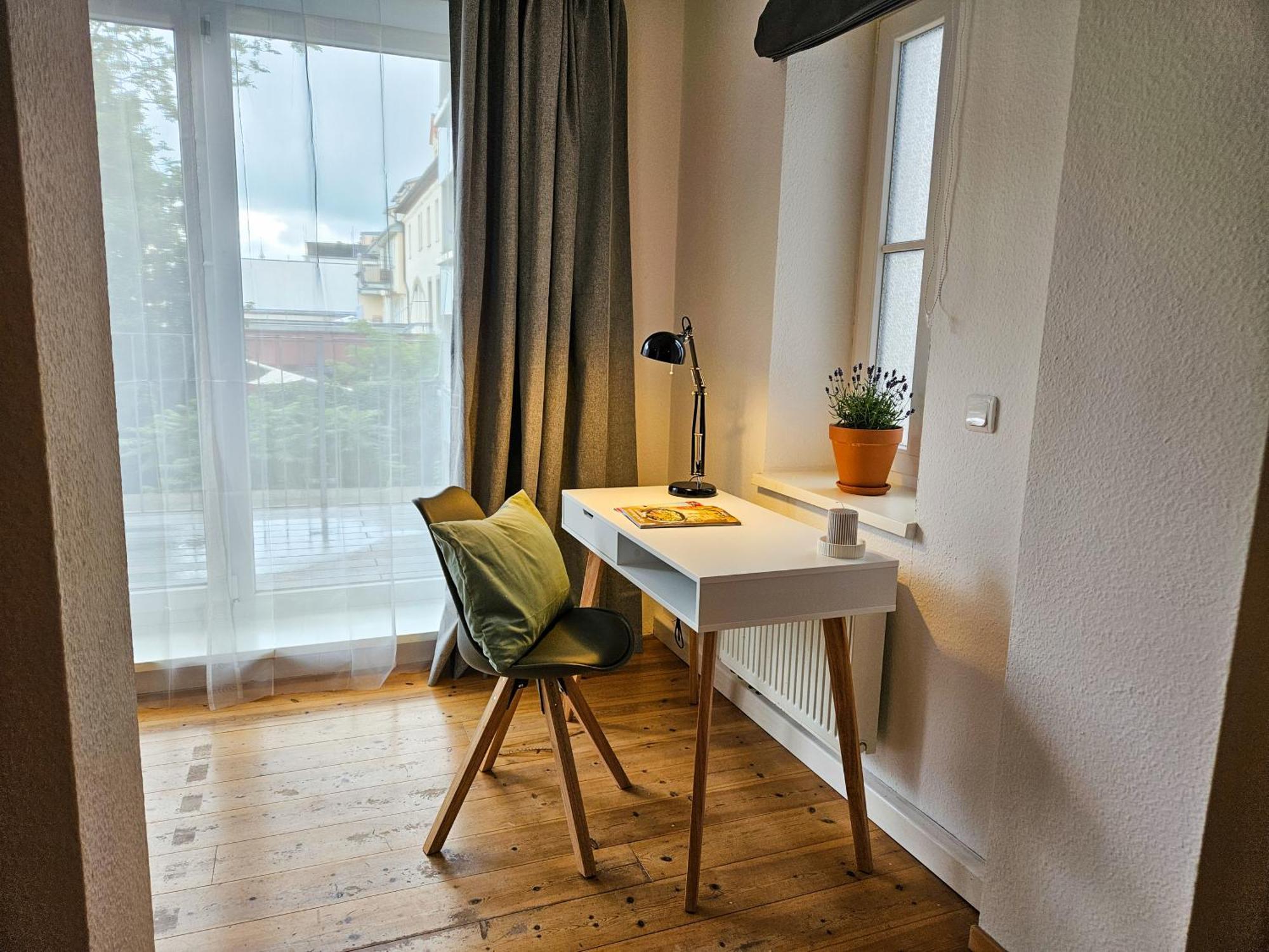 Micasa Rooms - Altstadt Zentral - Zwischen Anger Und Kraemerbruecke - Wlan - Familienfreundlich แอร์ฟวร์ท ภายนอก รูปภาพ